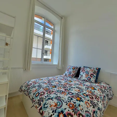 Le Monarque - Parking Апартаменты