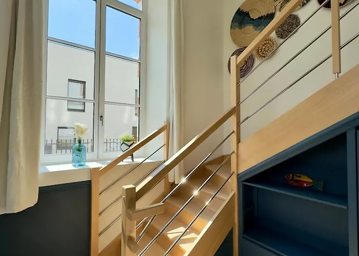 Le Monarque - Parking アパート *